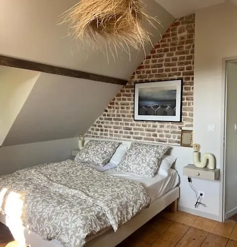 Elle Вилла Ипор